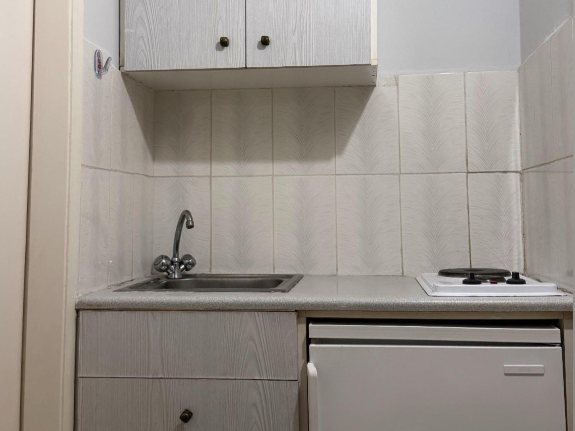 Konstantinos Apartments Tolón Exteriör bild